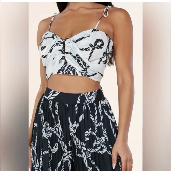 L'ATISTE NWT 2PC Set - Picture 2 of 10